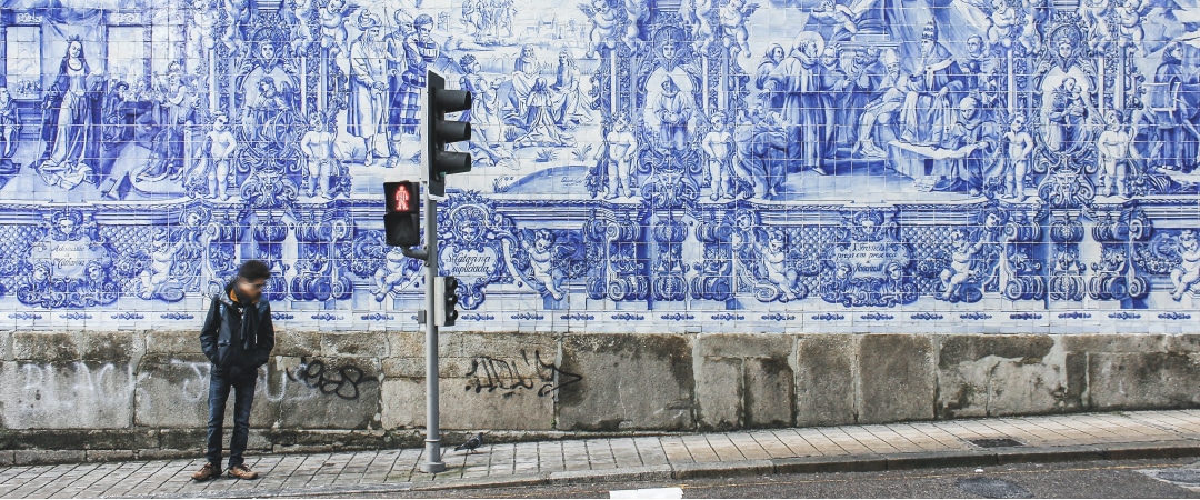 Should-I-buy-property-in-Porto-or-Lisbon