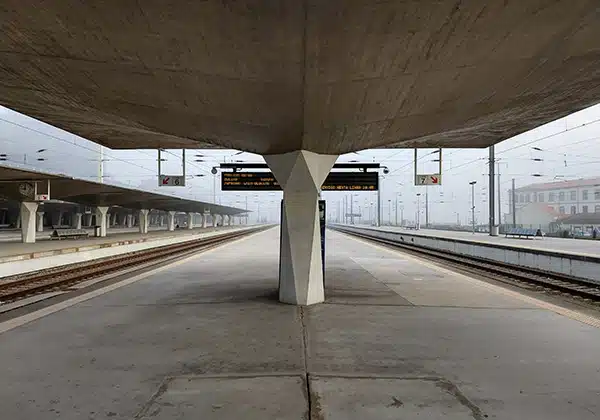 campanha station in porto during the day