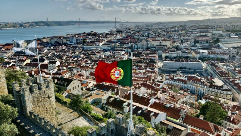 how to get portuguese residency