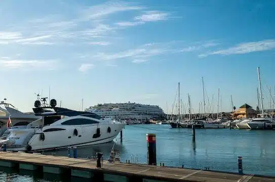 vilamoura real estate opportunities
