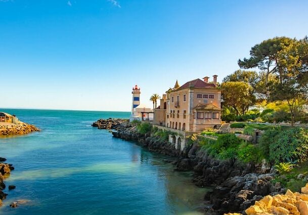 real estate agents in cascais