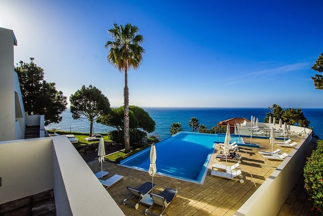 Buying property in Cascais