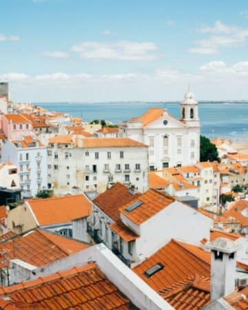buying a family home in portugal