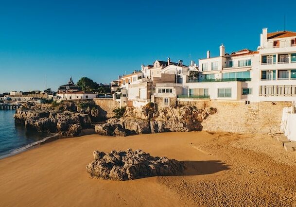 Invest in real estate Cascais