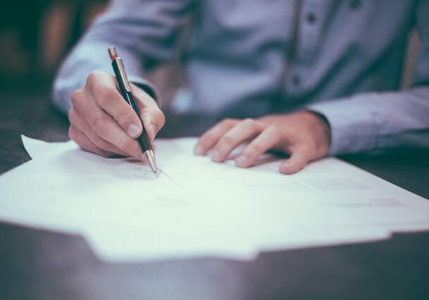 real estate agent portugal documents