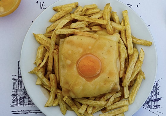 francesinha dish