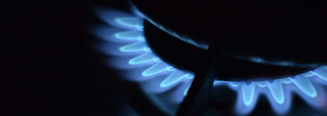 Gas