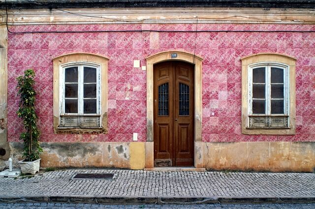 House Values in Portugal Grow by 13.7 Percent