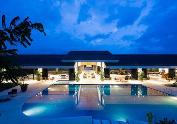 luxury houses help you