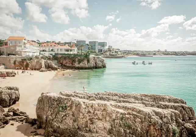 cascais beach front near rocks during daytime